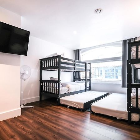 Spacious Apartment In Piccadilly Sleep 6 Vrb Londen Buitenkant foto