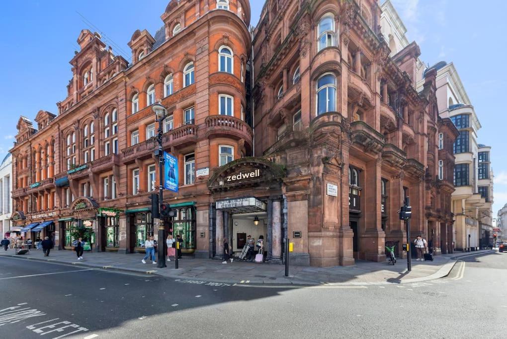 Spacious Apartment In Piccadilly Sleep 6 Vrb Londen Buitenkant foto