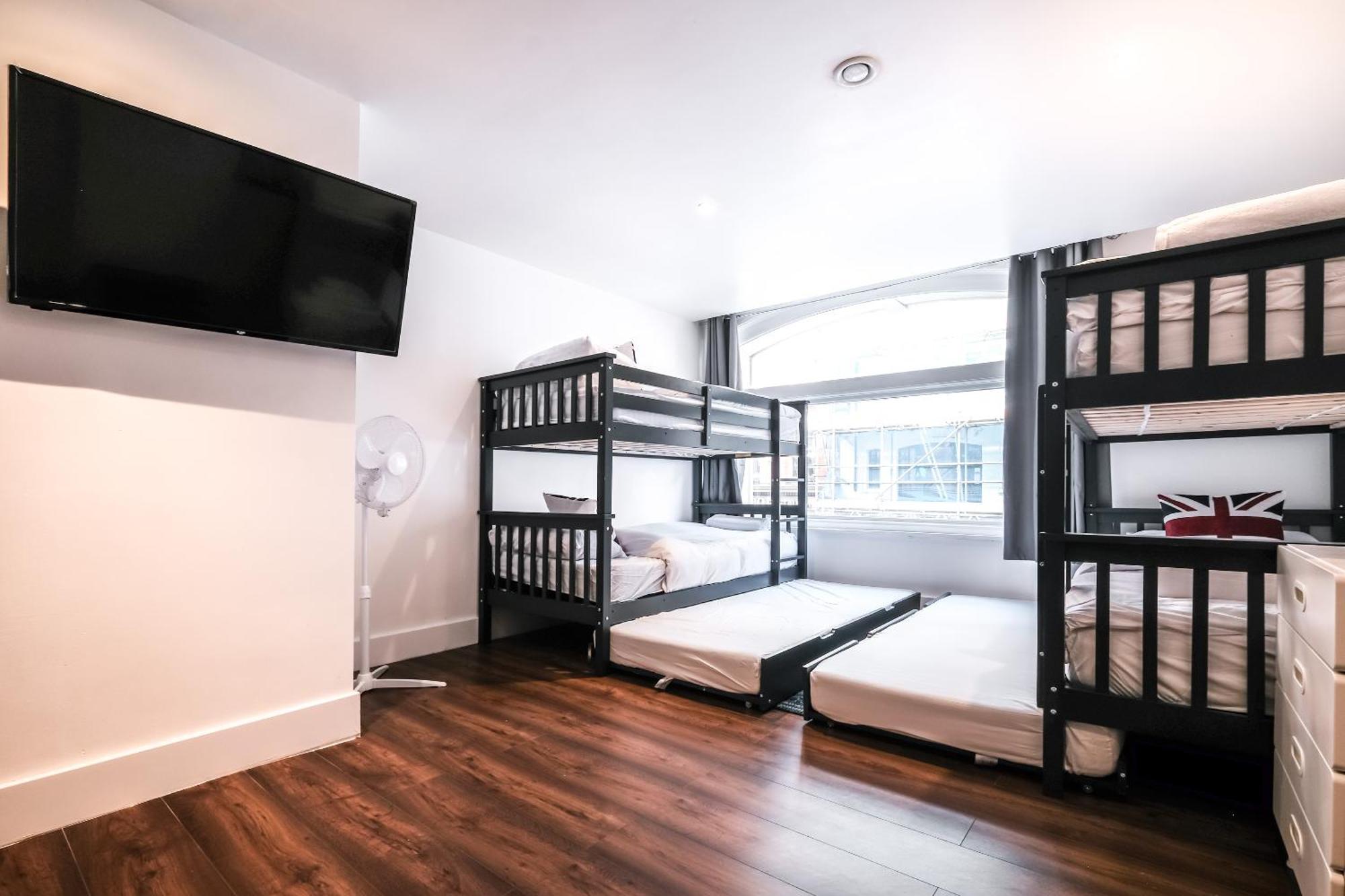 Spacious Apartment In Piccadilly Sleep 6 Vrb Londen Buitenkant foto